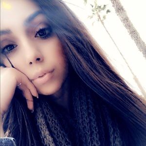 Meet your Posher, Brenda